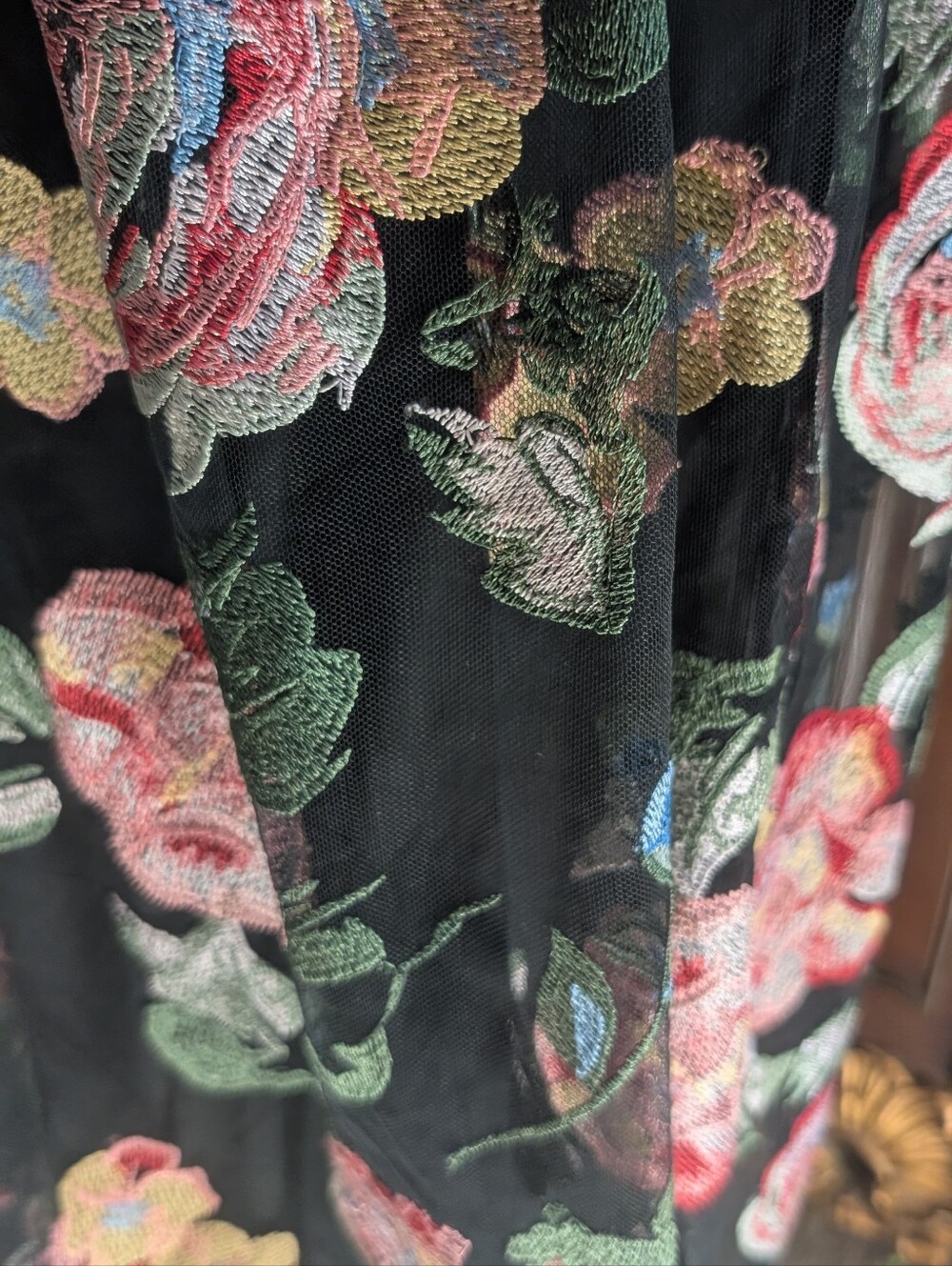 Adriana Papell Embroidered Maxi NWT Retail $299 - Picture 6 of 9